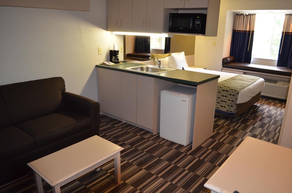 Stay Express Inn And Suites Atlanta יוניון סיטי מראה חיצוני תמונה