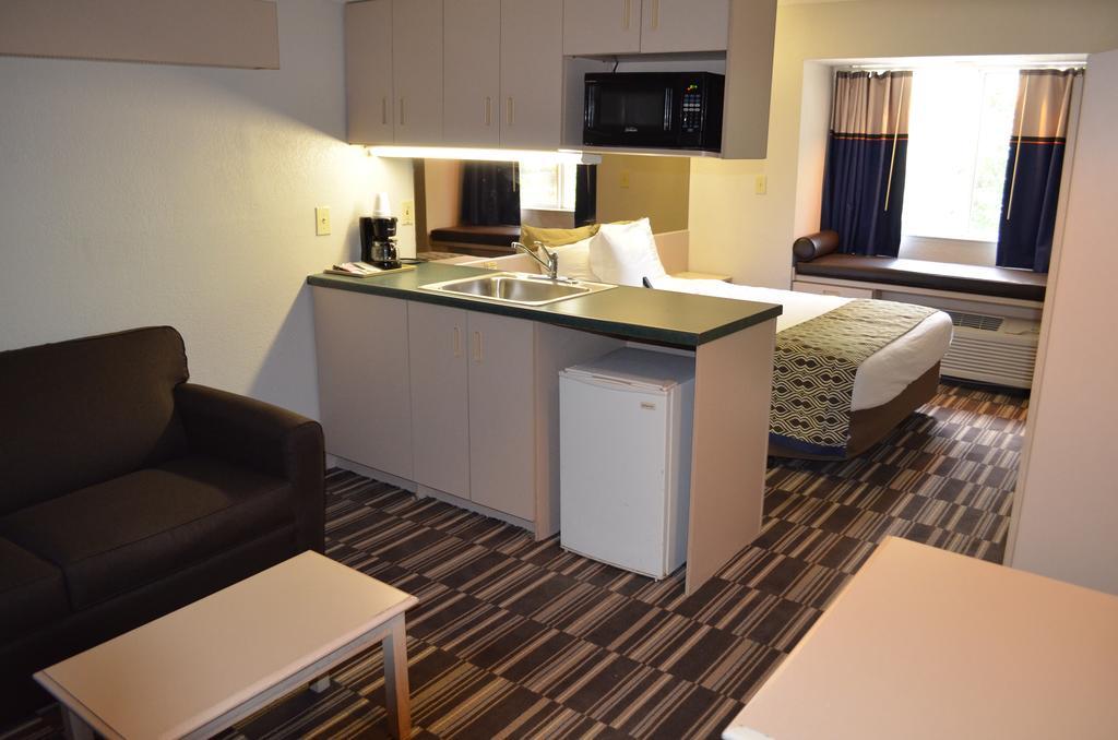 Stay Express Inn And Suites Atlanta יוניון סיטי מראה חיצוני תמונה
